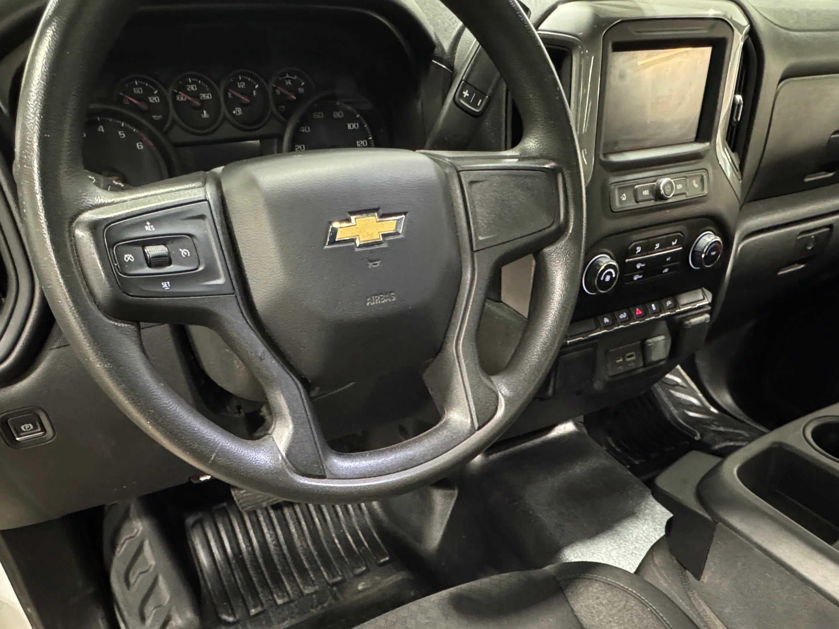 chevrolet silverado 1500 2021 3GCNYAEK0MG274265 image chevrolet silverado 1500 2021 3GCNYAEK0MG274265 image